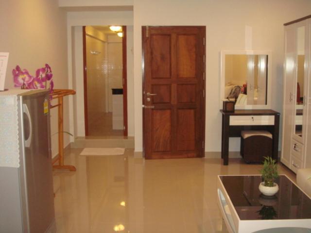 Anzac Wooden Guest House & Cafe Shop Pattaya Room photo